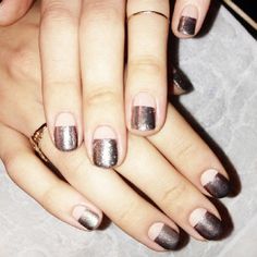 shiny nails