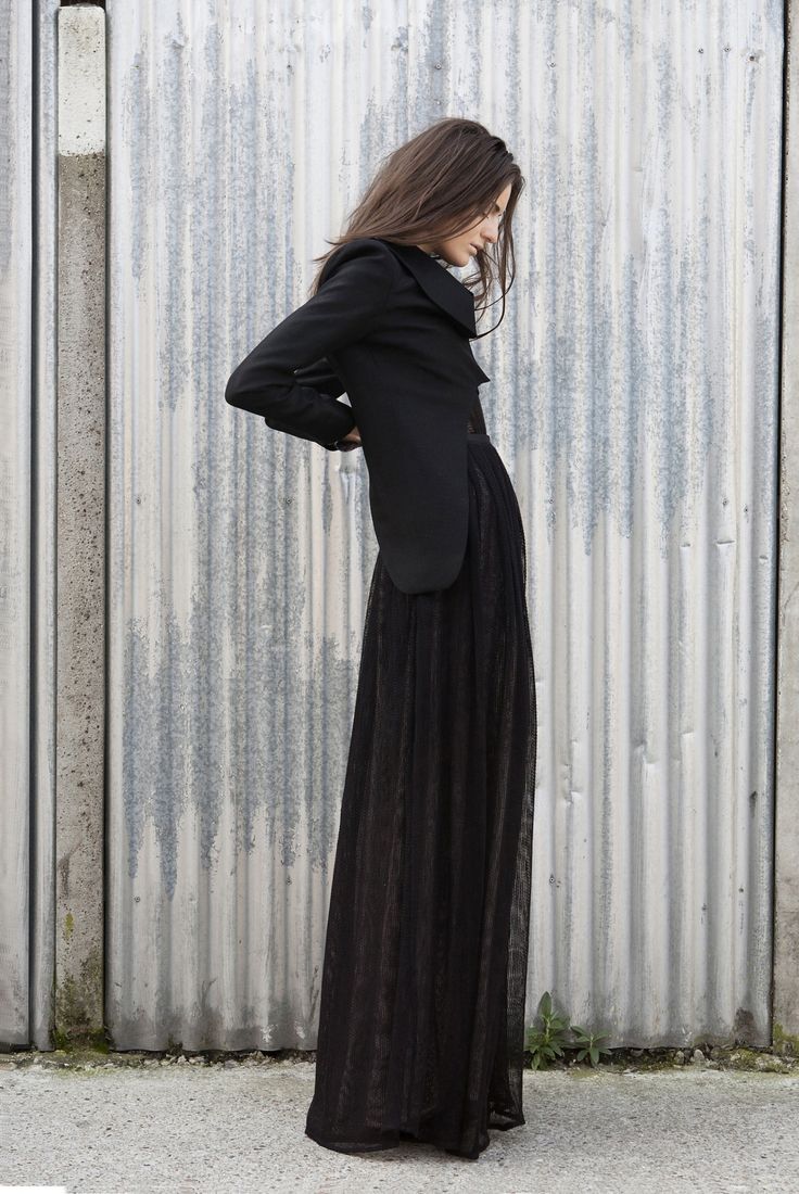 How to wear the long skirt in winter? - Personal Shopper Paris - Dress like  a Parisian