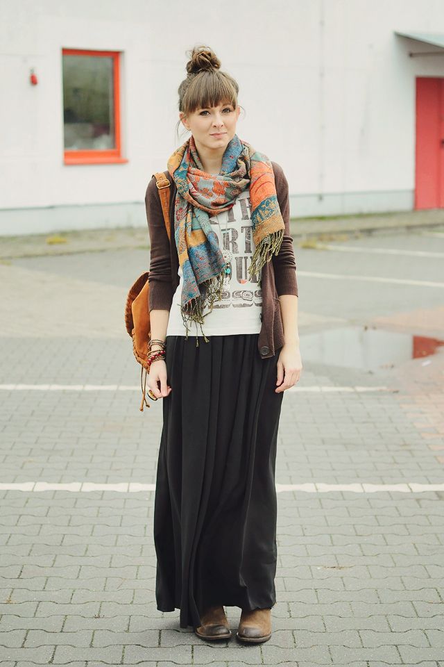 winter maxi skirt outfit