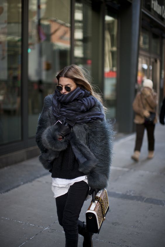 How to wear a faux fur coat Personal Shopper Paris Dress like a Parisian