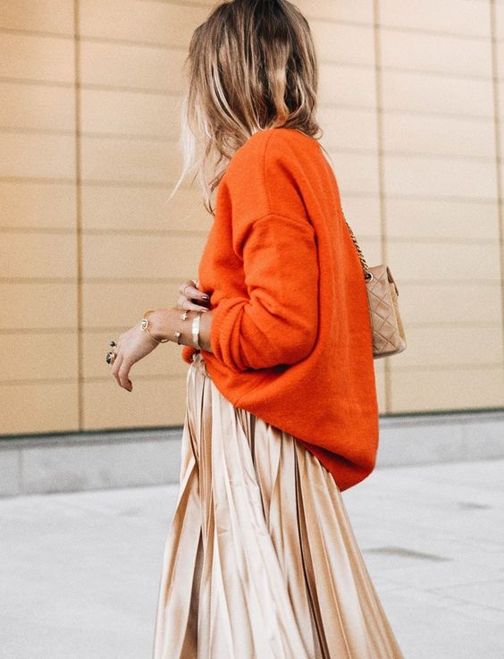 Tenue avec 2025 pull orange