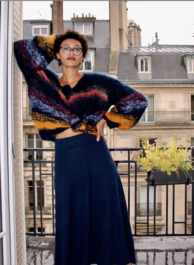 Comment porter le pull oversize Personal Shopper Paris Dress