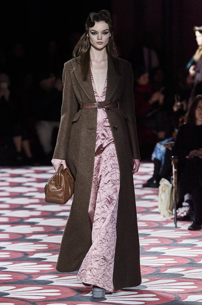 Styling tricks you can learn from AW 21 fashion shows - part 2 ...