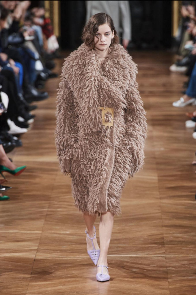 Five fresh styling tricks we learned from the Louis Vuitton AW21 show