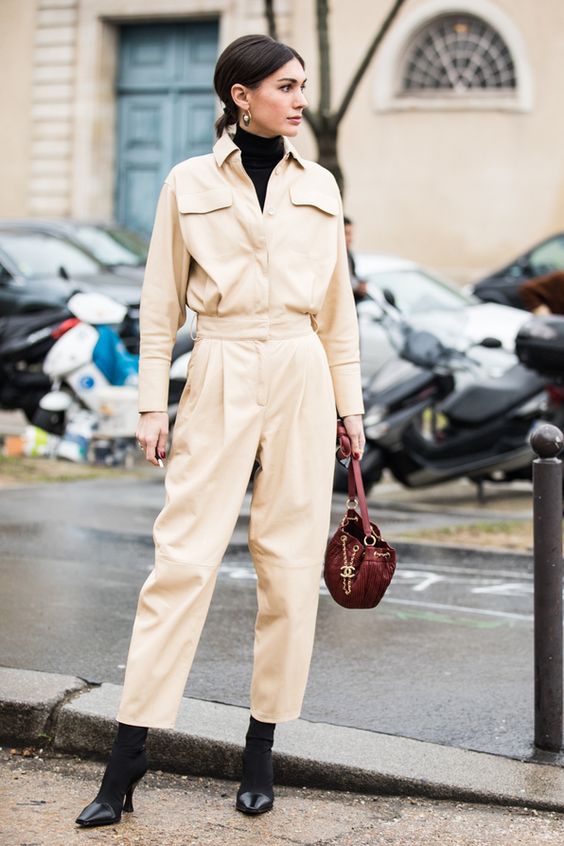 Black turtleneck cheap layering