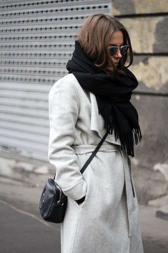 THE CLASSIC WOOL SCARF  Wool scarf outfit, Big scarf outfit, How to wear  scarves